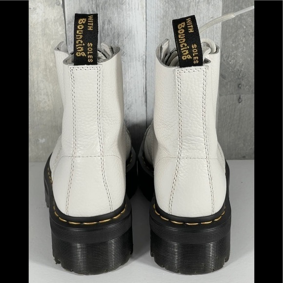 DR. MARTENS WOMEN’S SINCLAIR MILLED NAPPA LEATHER PLATFORM BOOTS WHITE SZ- 7 .US - Picture 6 of 12